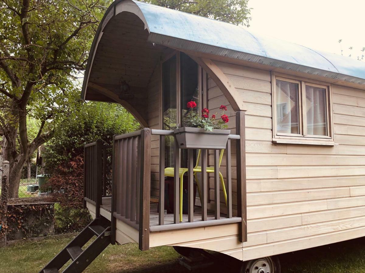 Millygite Chalet-On-Wheels By The River Dış mekan fotoğraf